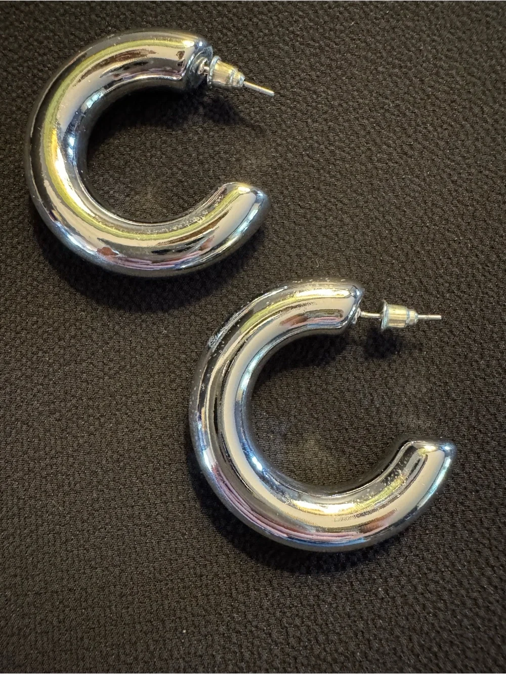 Chunky Silver Hollow Hoop Earrings 1.5”